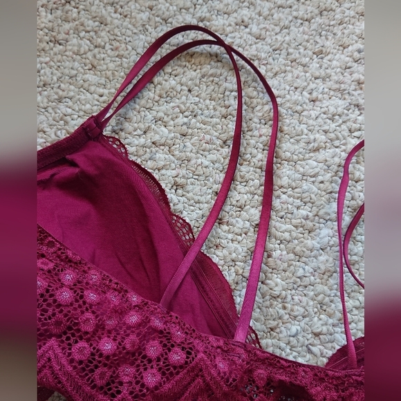 Auden Elegant Lace Bralette in Burgundy size XL - Picture 8 of 12